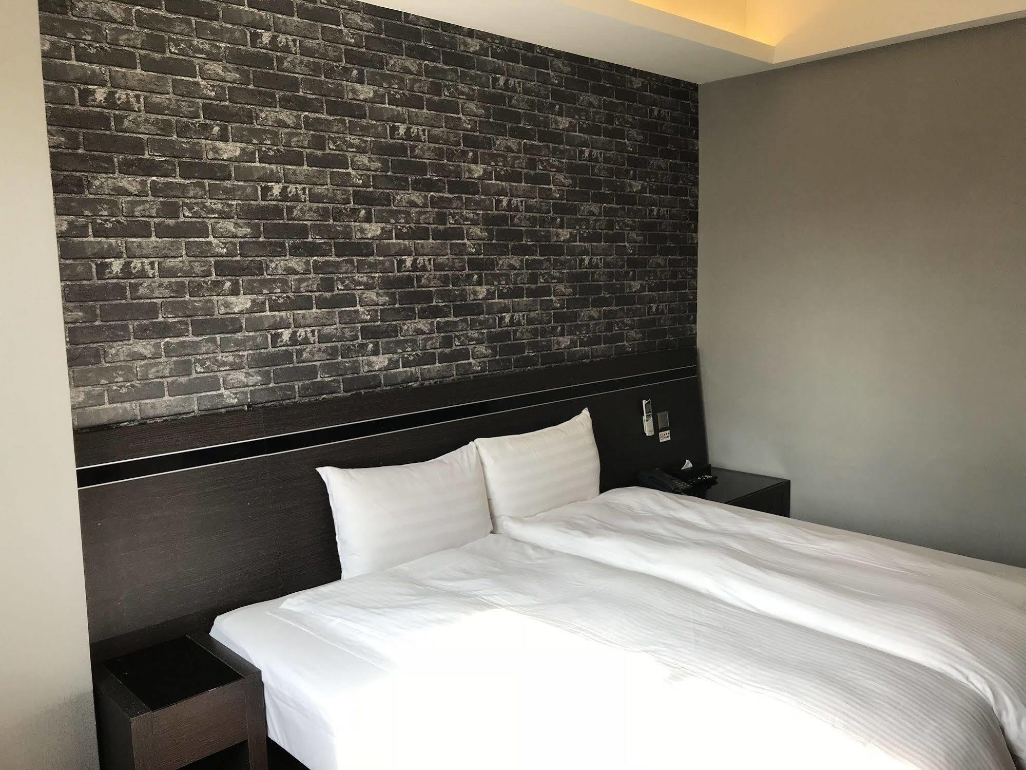 Military 75 Hotel Đài Trung Ngoại thất bức ảnh