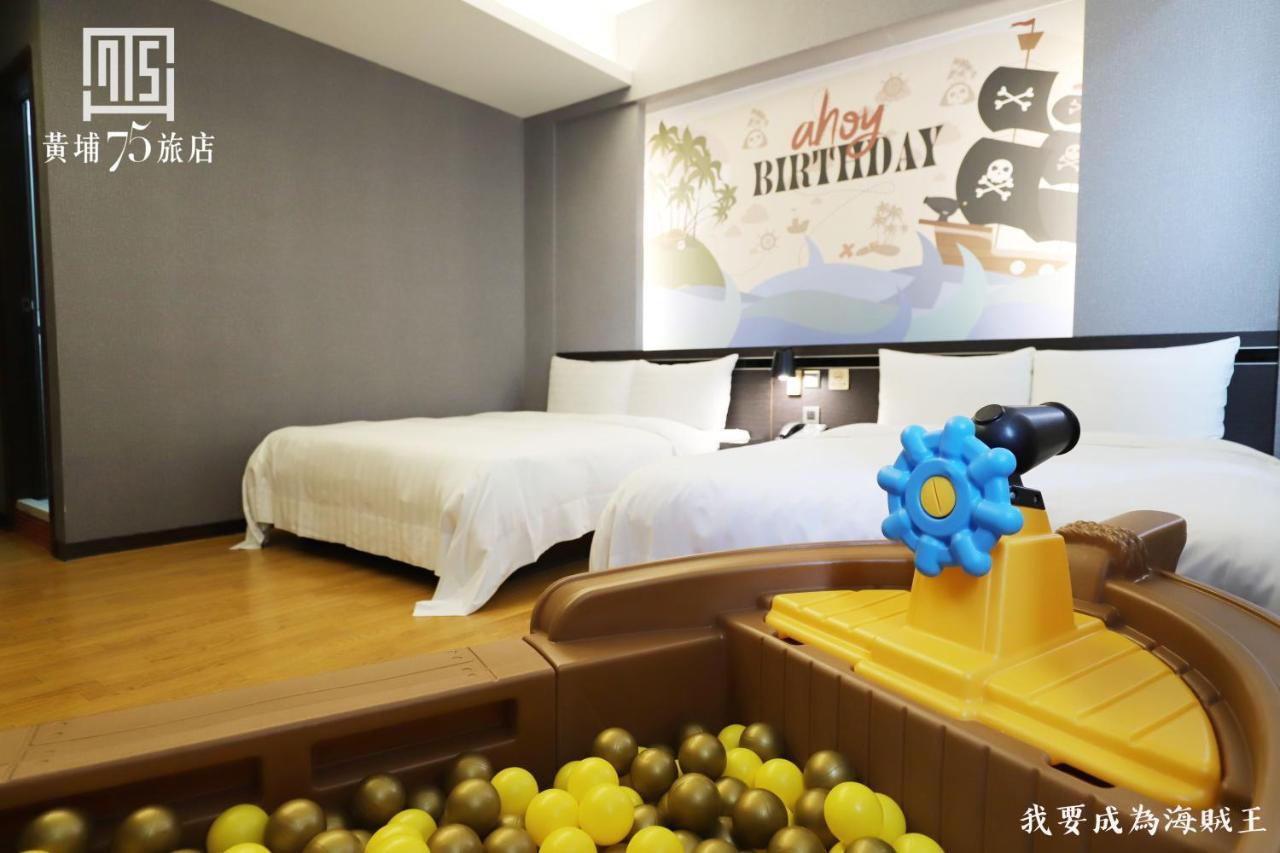 Military 75 Hotel Đài Trung Ngoại thất bức ảnh